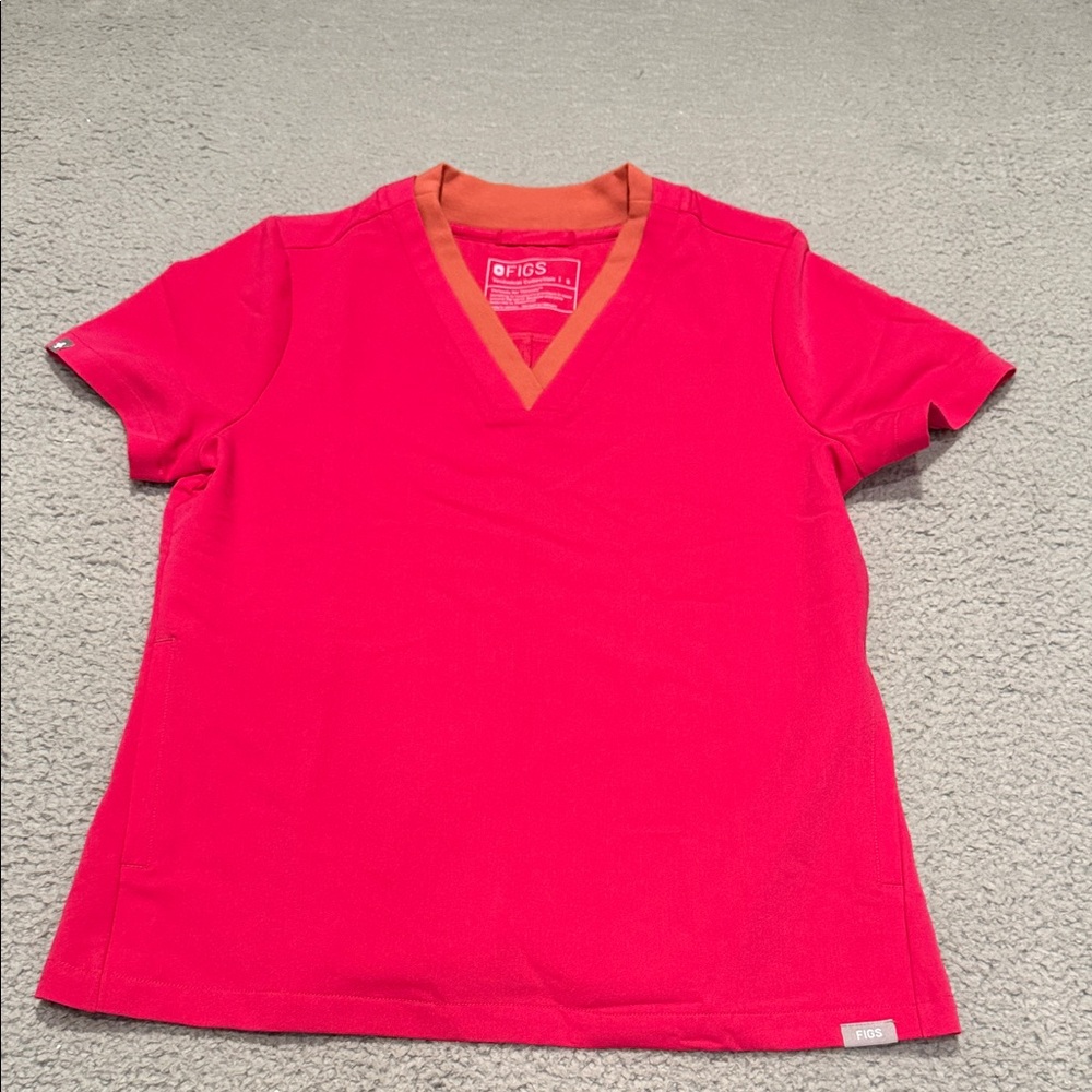 Figs Bright Pink women's V-Neck Shirt size S
